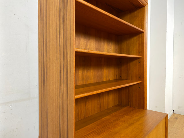 Schöner hoher modularer Vintage Bücherschrank von Strobeck in skandinavischem Stil I Teakholz I Regal Bücherregal Holzregal Kommode Danish Design Mid-Century Vintage Teak 70er I
