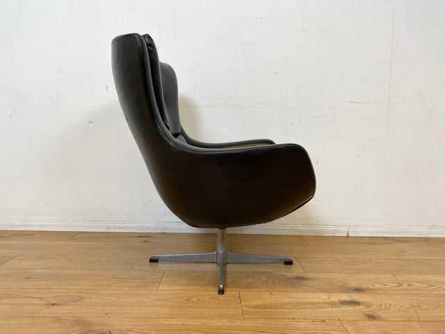 Formschöner skandinavischer Space Age Drehsessel mit Kunstleder Bezug bau ähnlich mit Eggchair I Sessel Ledersessel Armchair Designersessel Ei Lesesessel Vintage 70er I