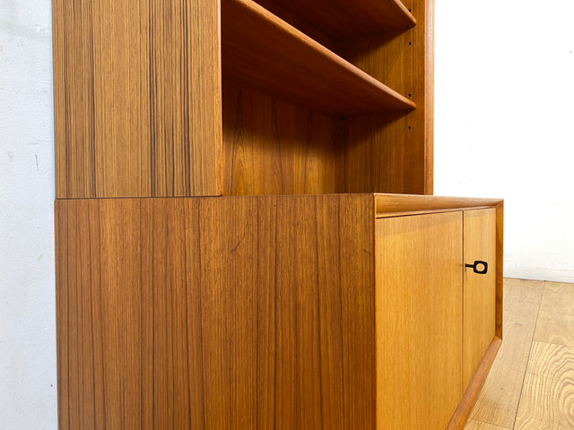 Schöner hoher modularer Vintage Bücherschrank von Strobeck in skandinavischem Stil I Teakholz I Regal Bücherregal Holzregal Kommode Danish Design Mid-Century Vintage Teak 70er I