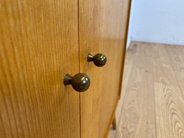 WMK I Rarer heller Mid-Century Schreibschrank in grüner Originalfarbe mit Messinggriffen I Sekretär Highboard Schrank Barschrank Bar Schreibtisch Bücherschrank Vintage 60er I Berlin Frankfurt Bayern