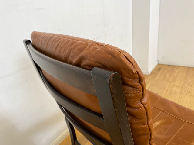 Stilvoller und gemütlicher skandinavischer Mid-Century Sessel mit Bugholzrahmen und braunem Echtleder Bezug I Ledersessel Loungesessel Lesesessel Freischwinger Leder Vintage I