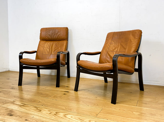 Stilvoller und gemütlicher skandinavischer Mid-Century Sessel mit Bugholzrahmen und braunem Echtleder Bezug I Ledersessel Loungesessel Lesesessel Freischwinger Leder Vintage I