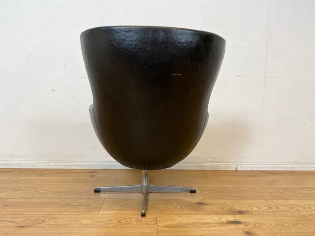 Formschöner skandinavischer Space Age Drehsessel mit Kunstleder Bezug bau ähnlich mit Eggchair I Sessel Ledersessel Armchair Designersessel Ei Lesesessel Vintage 70er I
