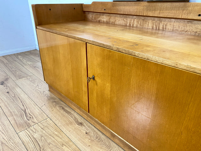 Formschöne helle Mid-Century Spiegelkommode mit großem Spiegel I Frisierkommode Schminkkommode Schminktisch Wäschekommode Sideboard Kommode Wäschekommode Vintage 50er 60er I