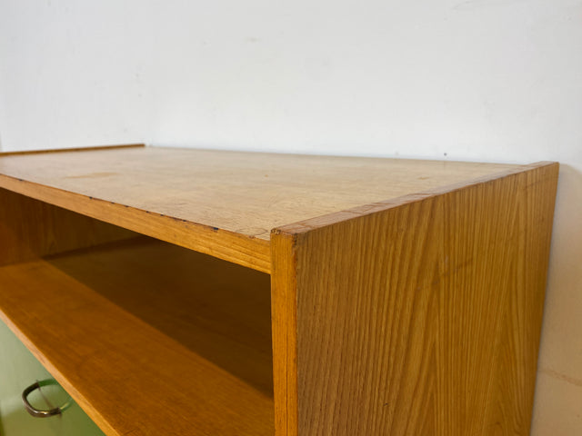 WMK I Rarer heller Mid-Century Schreibschrank in grüner Originalfarbe mit Messinggriffen I Sekretär Highboard Schrank Barschrank Bar Schreibtisch Bücherschrank Vintage 60er I Berlin Frankfurt Bayern