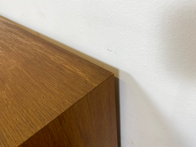 Stilvolles helles Mid-Century Regal , Vollholz, mit verstellb. Regalböden & neuen Metallfüßen I Holzregal Bücherregal Bücherschrank Küchenregal Regalwand Vintage Retro 60er I