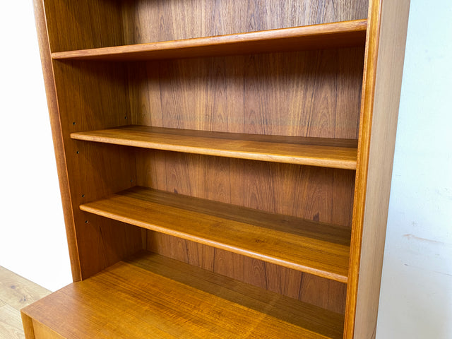 Schöner hoher modularer Vintage Bücherschrank von Strobeck in skandinavischem Stil I Teakholz I Regal Bücherregal Holzregal Kommode Danish Design Mid-Century Vintage Teak 70er I