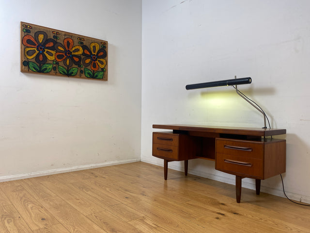 Sehr rare verstellbare Mid-Century Schwanenhals Tischleuchte von VEB NARVA I Lampe Leuchte Architektenlampe Schreibtischlampe Arbeitsleuchte Vintage Retro Werkstatt Ostalgie Industrie Design I