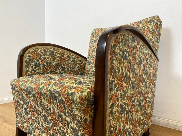 WMK I 1/4 Besonders schöner 30er Jahre Art Deco Sessel mit grandiosem floralem Bezug und Federkern
