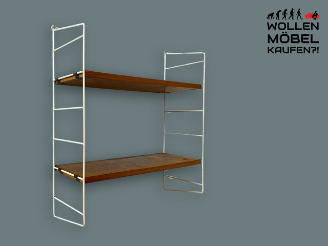 WMK I Stilvolles 60er Jahre Wandregal mit 2 Regalböden auf weißen Regalleitern I Regal Hängeregal Stringregal String Bücherregal Wall Shelf Vintage Mid-Century 70er Retro I Berlin Leipzig Regensburg