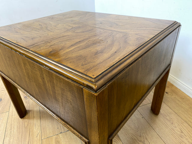 Original amerikanische Vintage Kommode in Hollywood Regency Stil von Drexler Heritage mit Schubladen I Beistelltisch Ablage Nachttisch Nachtkommode Nachtschrank Stilmöbel I