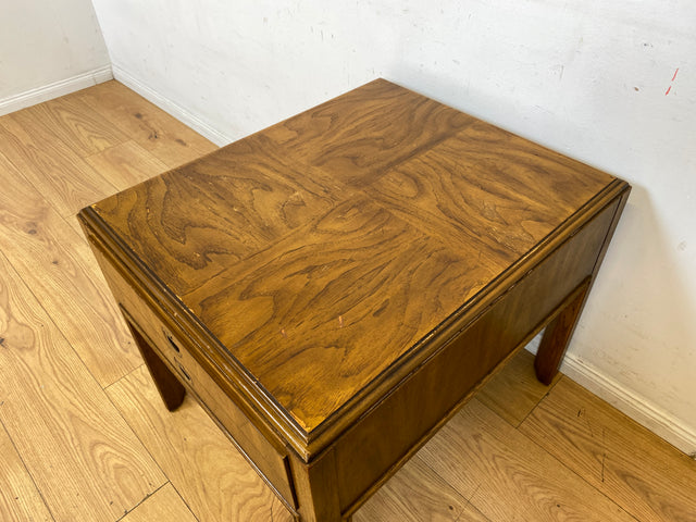 Original amerikanische Vintage Kommode in Hollywood Regency Stil von Drexler Heritage mit Schubladen I Beistelltisch Ablage Nachttisch Nachtkommode Nachtschrank Stilmöbel I