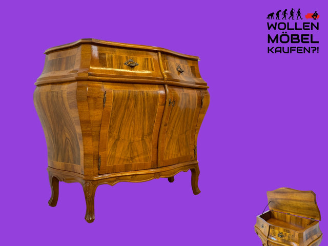 WMK I Vornehme bombierte 60er Jahre Kommode im antiken Stil in Nussbaum mit Intarsien und Klappfach I Schrank Anrichte Flurkommode Bauchkommode Truhe Rokoko Barock Vintage I Berlin Dresden München