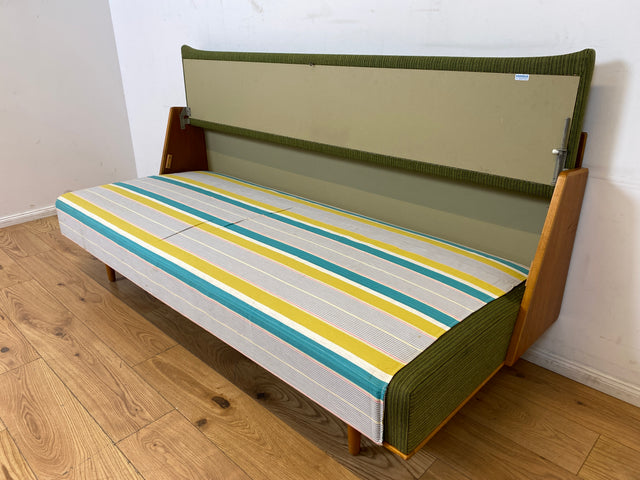 WMK I Stilvolles grünes skandinavisches Mid-Century Daybed von Herrljunga in Teakholz mit aufklapp. Rückenlehne