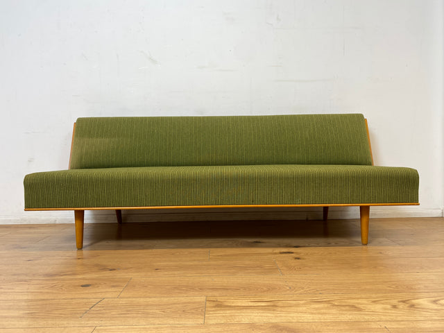 WMK I Stilvolles grünes skandinavisches Mid-Century Daybed von Herrljunga in Teakholz mit aufklapp. Rückenlehne