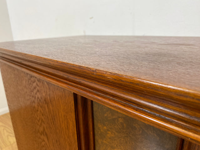 Hochwertige und gut erhaltene 1930er Jahre Art Deco Kommode aus vollem Holz mit schönen Holzgriffen I Schrank Sideboard Wäschekommode Anrichte Wickelkommode Antik Vintage I