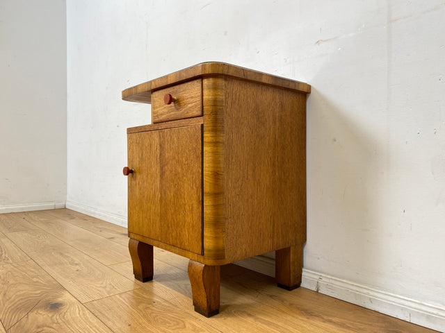 Wunderschöner 1930er Jahre Art Deco Nachttisch in Eiche mit Schublade und Glasauflage (Stoff auswechselbar)