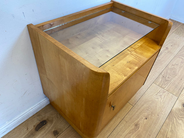 WMK I Formschöner großer heller Mid-Century Nachttisch mit Glasablage I Nachtkommode Nachtschrank Nachtschränkchen Kommode Ablage Schlafzimmer Vintage 50er 60er Retro I