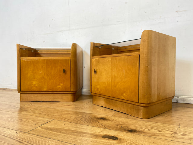 WMK I Formschöner großer heller Mid-Century Nachttisch mit Glasablage I Nachtkommode Nachtschrank Nachtschränkchen Kommode Ablage Schlafzimmer Vintage 50er 60er Retro I