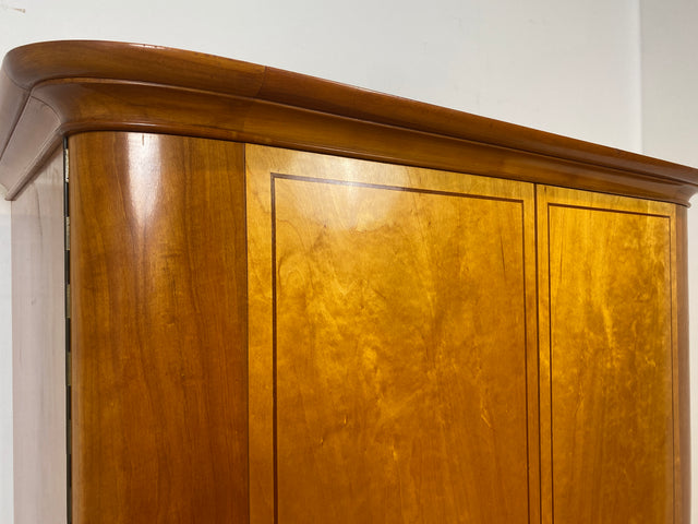 Hochwertiger 2-türiger Mid-Century Kleiderschrank aus 1959 mit Intarsien und Kleiderstange I Schrank Wohnzimmerschrank Dielenschrank Garderobe Wardrobe 50er 60er Vintage I