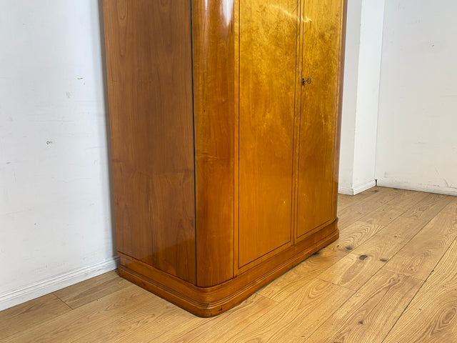 Hochwertiger 2-türiger Mid-Century Kleiderschrank aus 1959 mit Intarsien und Kleiderstange I Schrank Wohnzimmerschrank Dielenschrank Garderobe Wardrobe 50er 60er Vintage I