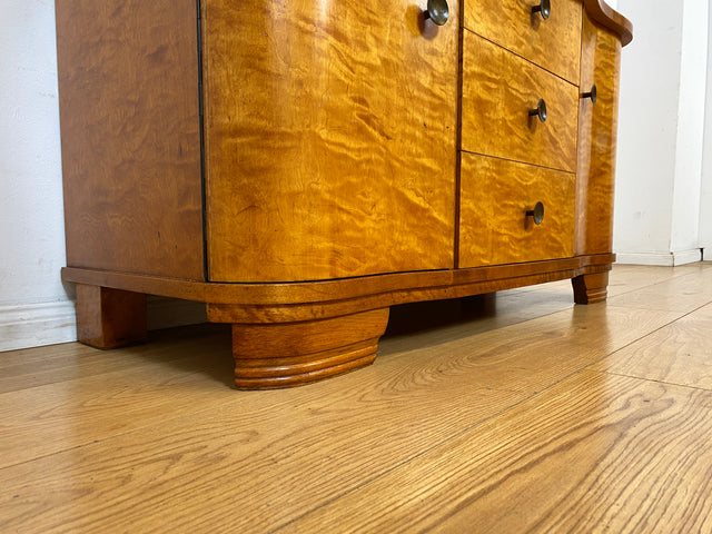 Formschöne und gut erhaltener 30er Jahre Art Deco Kommode aus vollem Holz mit Schubladen und Messinggriffen I Sideboard Lowboard Wäscheschrank TV-Lowboard Antik Alt Vintage I