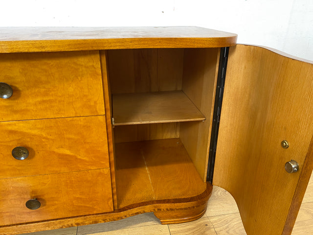 Formschöne und gut erhaltener 30er Jahre Art Deco Kommode aus vollem Holz mit Schubladen und Messinggriffen I Sideboard Lowboard Wäscheschrank TV-Lowboard Antik Alt Vintage I