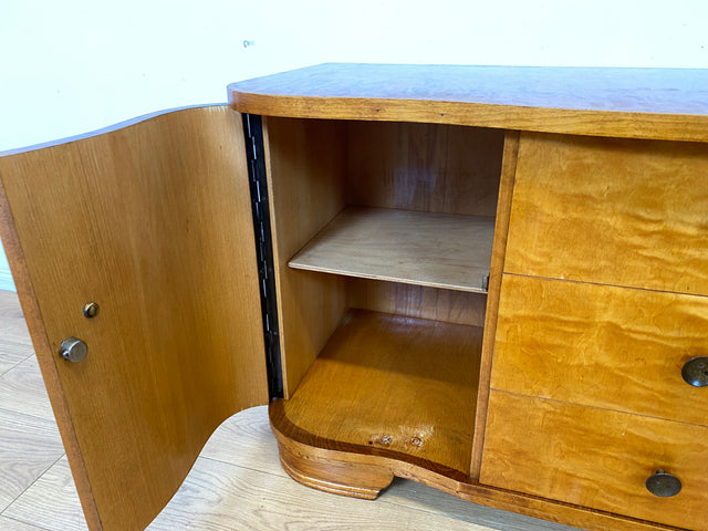 Formschöne und gut erhaltener 30er Jahre Art Deco Kommode aus vollem Holz mit Schubladen und Messinggriffen I Sideboard Lowboard Wäscheschrank TV-Lowboard Antik Alt Vintage I