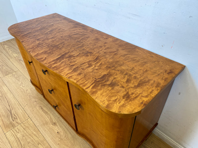 Formschöne und gut erhaltener 30er Jahre Art Deco Kommode aus vollem Holz mit Schubladen und Messinggriffen I Sideboard Lowboard Wäscheschrank TV-Lowboard Antik Alt Vintage I