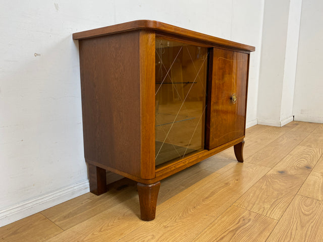 Sehr schöne 50er Jahre Barkommode aus vollem Holz mit Schiebetüren und verspiegeltem Barfach I Barschrank Bar Mini-Bar Kommode Schrank Sideboard Vitrine Mid-Century Vintage I