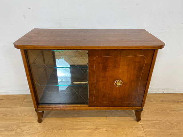 Sehr schöne 50er Jahre Barkommode aus vollem Holz mit Schiebetüren und verspiegeltem Barfach I Barschrank Bar Mini-Bar Kommode Schrank Sideboard Vitrine Mid-Century Vintage I