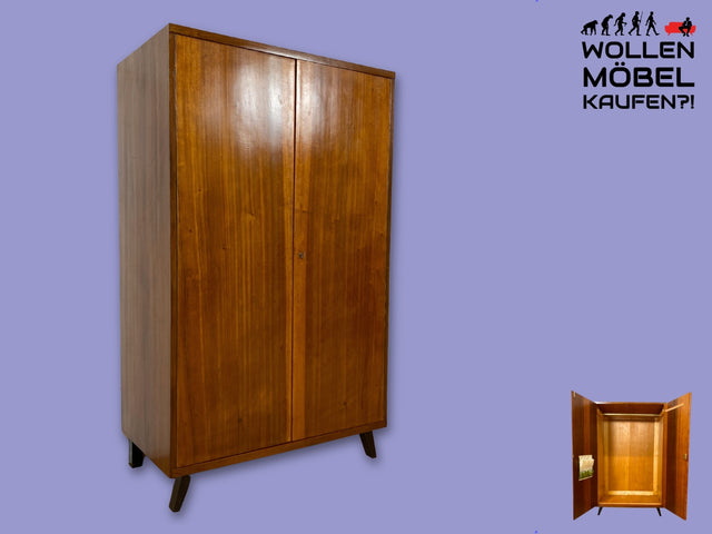 Hochwertiger 50er Jahre Kleiderschrank aus vollem Holz mit Spiegel und zeittypischen konischen Füßen I Schrank Wäscheschrank Schlafzimmerschrank Wardrobe Mid-Century 60er I