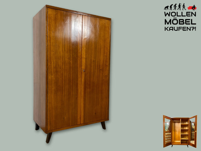 Hochwertiger 50er Jahre Kleiderschrank aus vollem Holz mit Spiegel und zeittypischen konischen Füßen I Schrank Wäscheschrank Schlafzimmerschrank Wardrobe Mid-Century 60er I