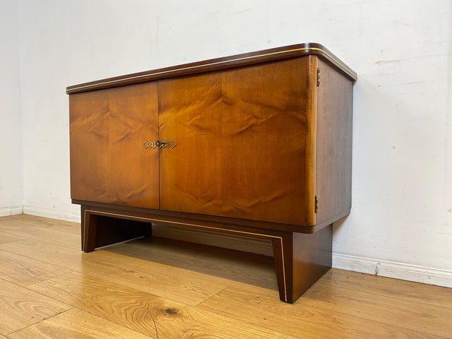 Hochwertiges 50er Jahre Sideboard mit Schubladen & Messingbeschlag I Vollholz I Kommode Schrank Anrichte Wäschekommode TV Lowboard Art Deco Mid-Century Rockabilly Vintage I