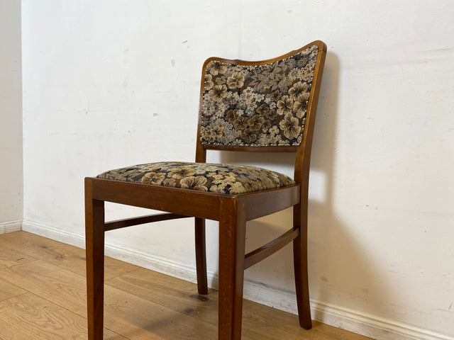 Set aus 4 eleganten und stabilen 50er Jahre Stühle mit floralem Originalbezug I 4er Esszimmerstühle Holzstühle Küchenstühle Dining Chairs Blumen Mid-Century Vintage 60er I