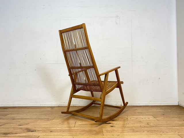 Formschöner und gut erhaltener 60er Jahre Designer Schaukelstuhl von Selman Selmanagic für VEB Hellerau I Stuhl Sessel Lesesessel Rocking Chair Mid-Century DDR Vintage I