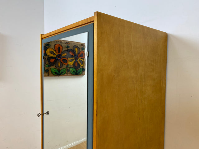 Sehr hübscher 60er Jahre Schrank mit Spiegel , Schublade & Messinggriffen I Schrank Kleiderschrank Spiegelschrank Flurschrank Garderobe Badschrank Mid-Century Vintage 50er