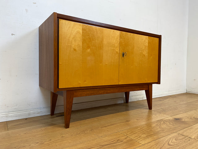 Sehr schönes 60er Jahre Sideboard mit konischen Beinen I Kommode Schrank Anrichte TV Board Lowboard Bank Wäschekommode Schuhkommode Schuhschrank Mid-Century Vintage I