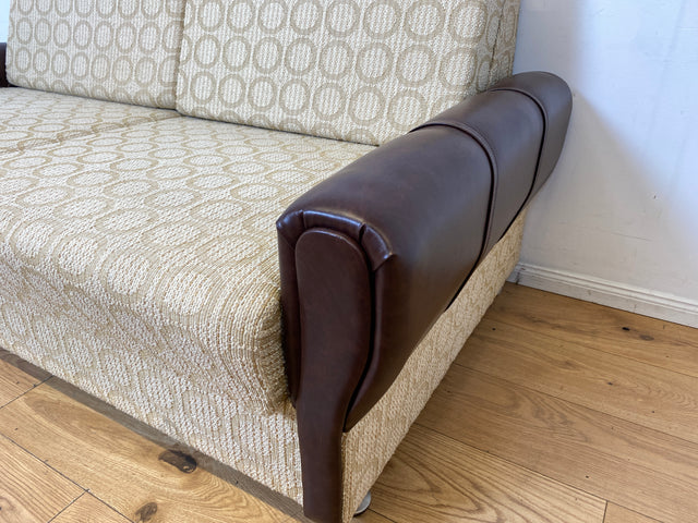 Retro pur! Gemütliche 70er Jahre Couch mit Schlaffunktion mit hellem Originalbezug I Sofa Couch Schlafsofa Schlafcouch Klappcouch Daybed Sitzgarnitur Vintage Space Age 60er I