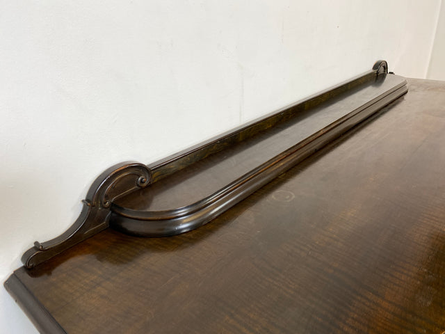 WMK I Elegante handverzierte antike Anrichte mit Schubladen und Marmor Ablage