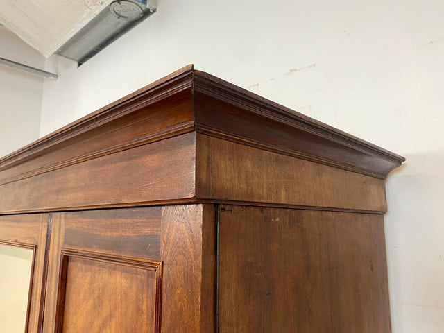 Wunderschöner und sehr geräumiger antiker Kleiderschrank aus vollem Holz mit Spiegeltür I Schrank Schlafzimmerschrank Wäscheschrank Jugendstil Gründerzeit Vintage I