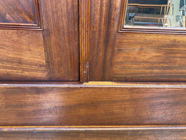 Wunderschöner und sehr geräumiger antiker Kleiderschrank aus vollem Holz mit Spiegeltür I Schrank Schlafzimmerschrank Wäscheschrank Jugendstil Gründerzeit Vintage I