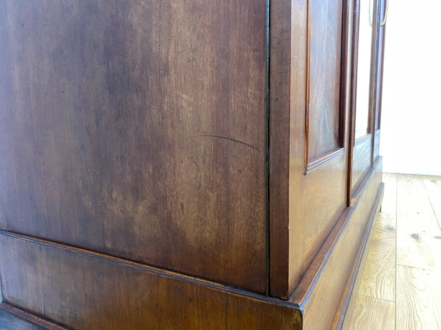Wunderschöner und sehr geräumiger antiker Kleiderschrank aus vollem Holz mit Spiegeltür I Schrank Schlafzimmerschrank Wäscheschrank Jugendstil Gründerzeit Vintage I
