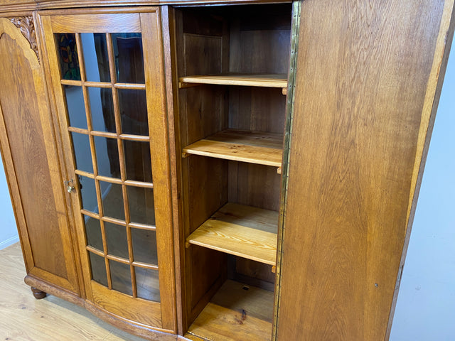 Imposanter und handverzierter antiker Kleiderschrank aus vollem Holz mit Glastür I Schrank Schlafzimmerschrank Wäscheschrank Wardrobe Bauernschrank Jugendstil Vintage I