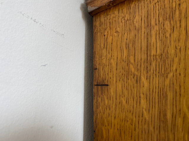 Imposanter und handverzierter antiker Kleiderschrank aus vollem Holz mit Glastür I Schrank Schlafzimmerschrank Wäscheschrank Wardrobe Bauernschrank Jugendstil Vintage I