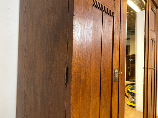 Wunderschöner antiker Kleiderschrank aus vollem Holz mit Spiegeltür und Schubladen, um 1910 I Schrank Wäscheschrank Schlafzimmerschrank Wardrobe Spiegel Jugendstil Vintage I