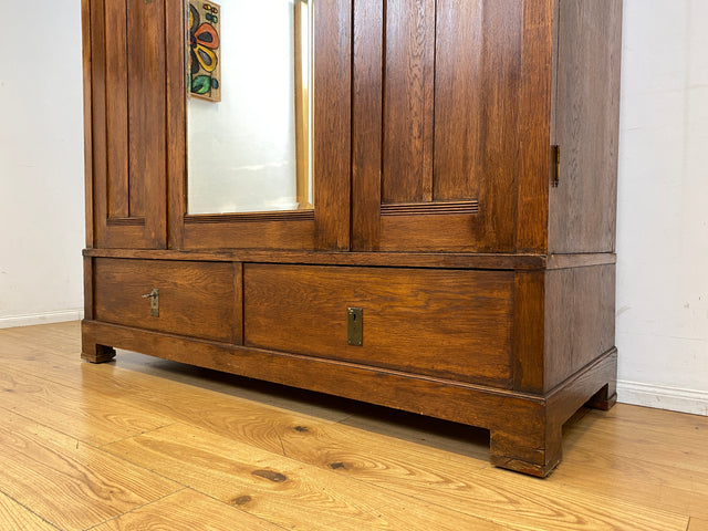Wunderschöner antiker Kleiderschrank aus vollem Holz mit Spiegeltür und Schubladen, um 1910 I Schrank Wäscheschrank Schlafzimmerschrank Wardrobe Spiegel Jugendstil Vintage I