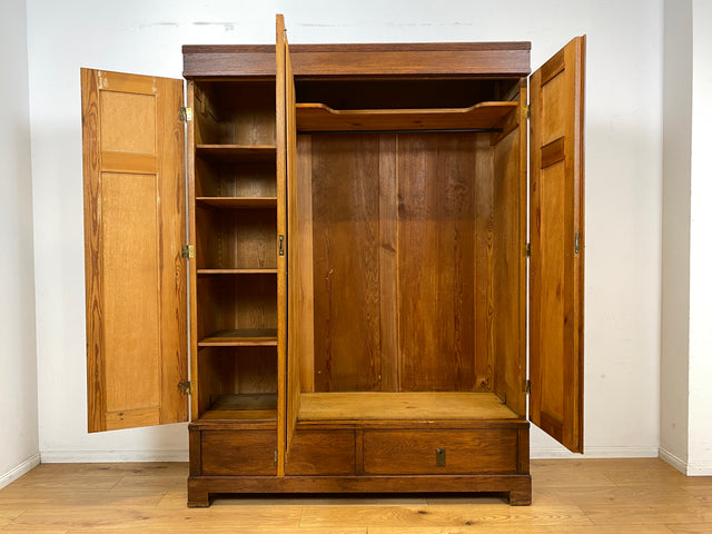 Wunderschöner antiker Kleiderschrank aus vollem Holz mit Spiegeltür und Schubladen, um 1910 I Schrank Wäscheschrank Schlafzimmerschrank Wardrobe Spiegel Jugendstil Vintage I