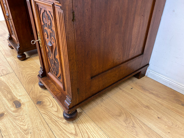 Wunderschöner antiker Schreibtisch mit Aufsatz, gedrechselten Balustern und kannelierten Pilastern I Aufsatzschreibtisch Sekretär Desk Gründerzeit Historismus Vintage I