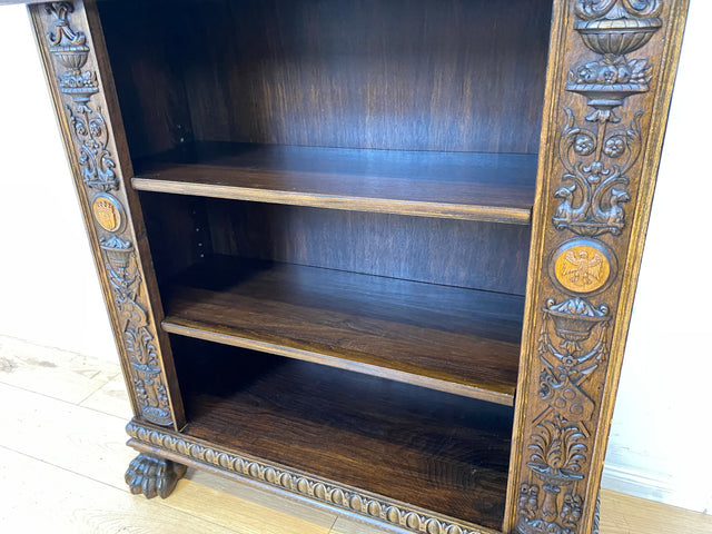 Besonderes antikes Regal handverziert mit Berliner Wappen, preußischen Adler und mächtigen Löwenfüßen I Vollholz Holzregal Bücherregal Bücherschrank Gründerzeit Kaiser Bär Historismus Vintage I